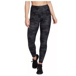 Women’s DSGPerformance Athletic Camo Tights